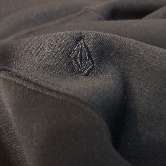 VOLCOM BLACK HOODIE M   - Picture 3 of 7